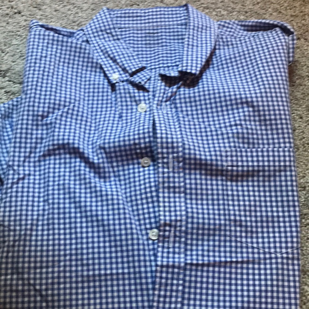 Men’s light J. Crew button ups